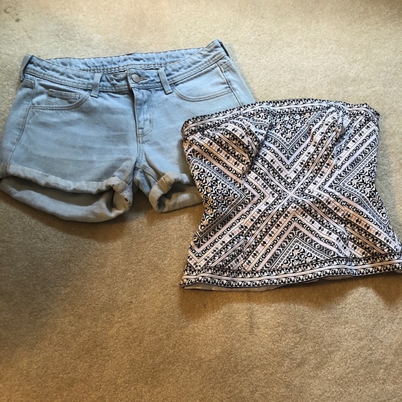 Printed Peplum Strapless Top - Picture 2 of 7